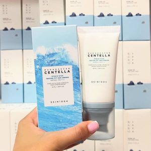 Skin1004 Madagascar Centella Hyalu-Cica Water-Fit Sun Serum SPF50+ 50ml