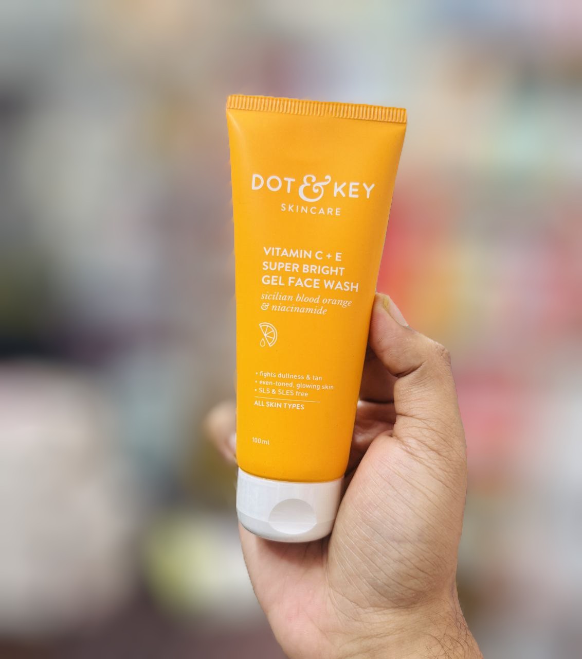 Dot & Key Vitamin C + E Super Bright Gel Face Wash 100ml